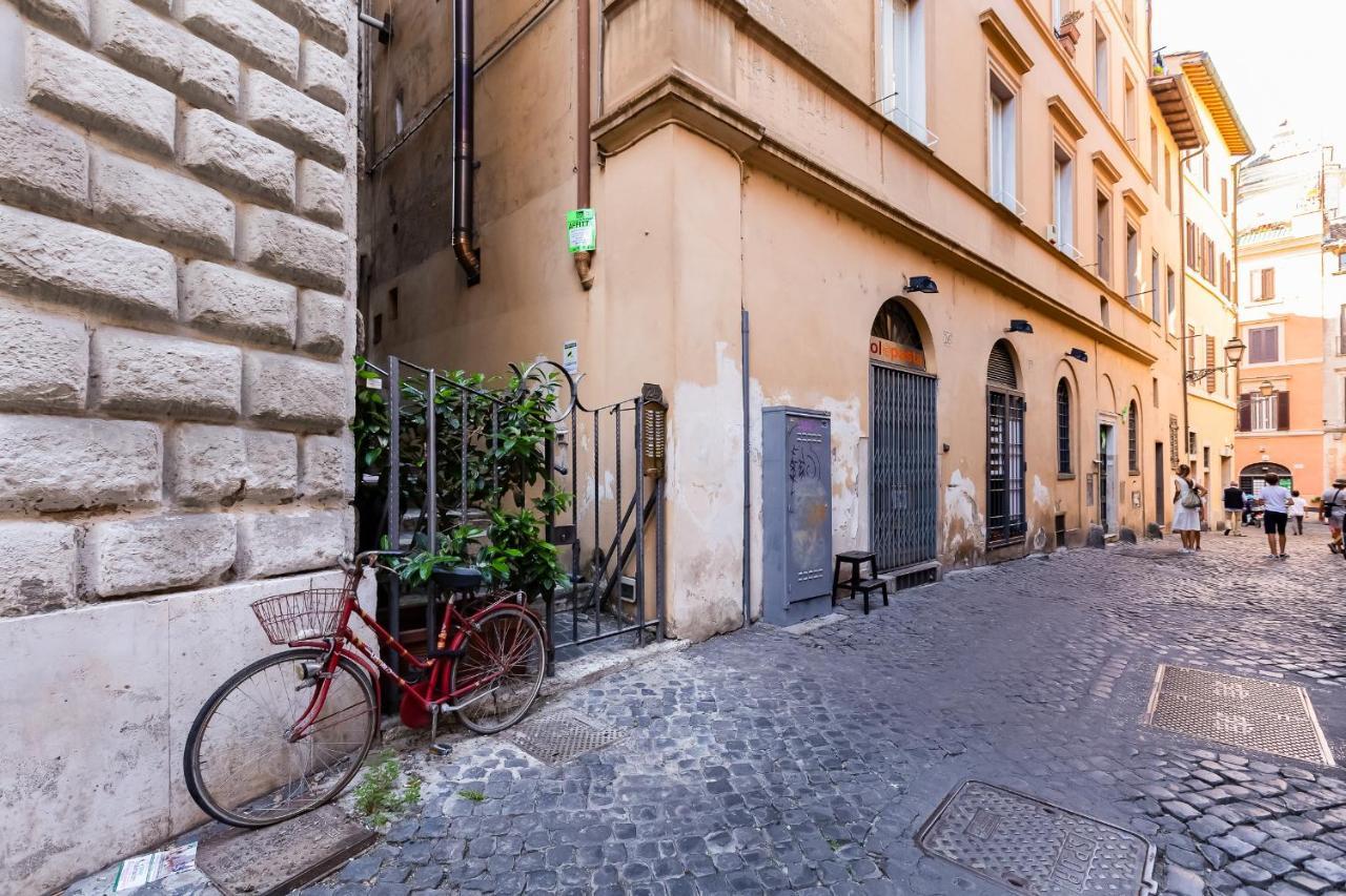 White Coronari Apartment Rome Exterior photo